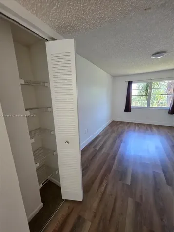 4374 NW 9th Avenue Deerfield Beach FL 33064