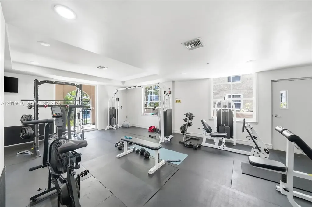 520 SE 5th Avenue Fort Lauderdale FL 33301