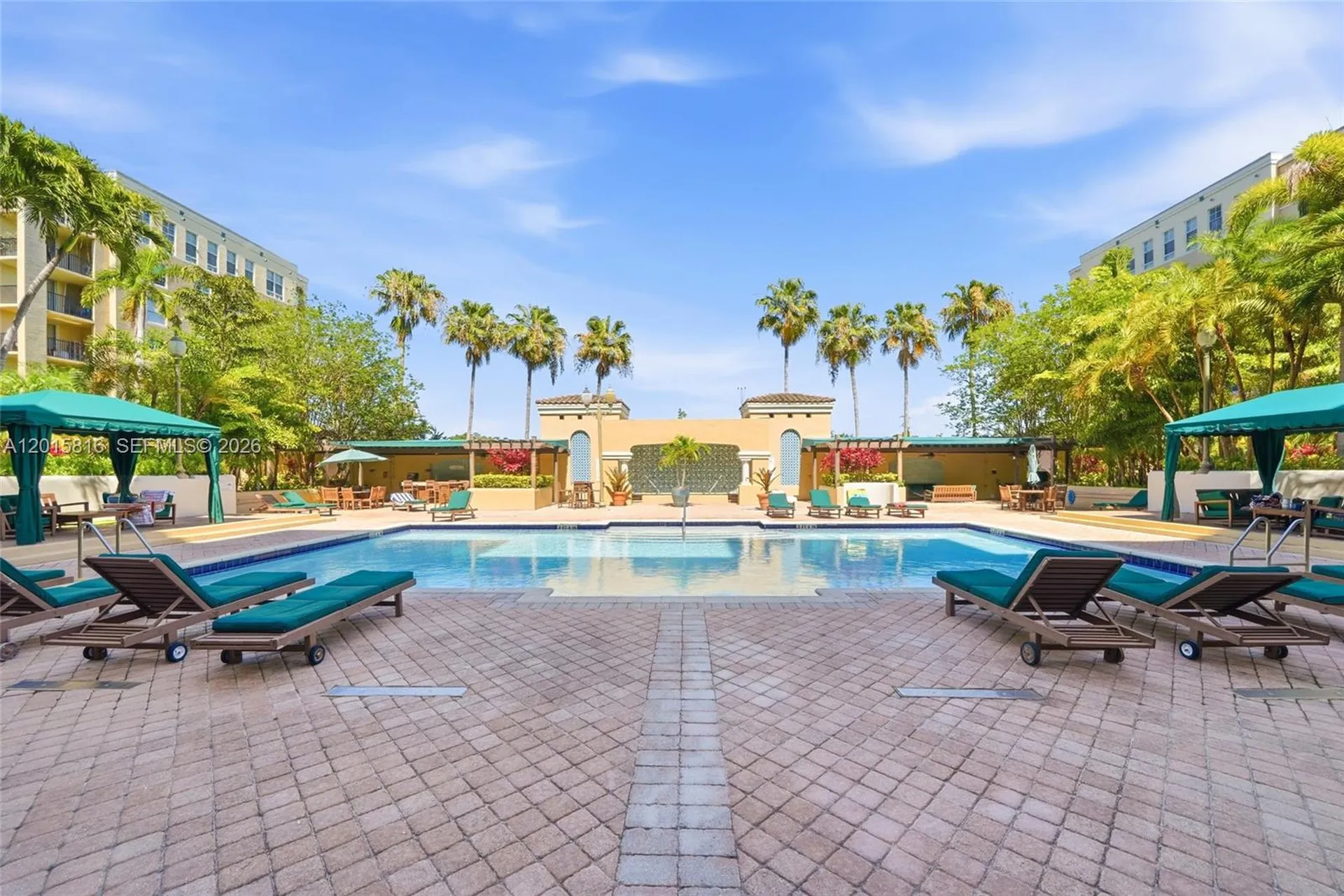 520 SE 5th Avenue Fort Lauderdale FL 33301