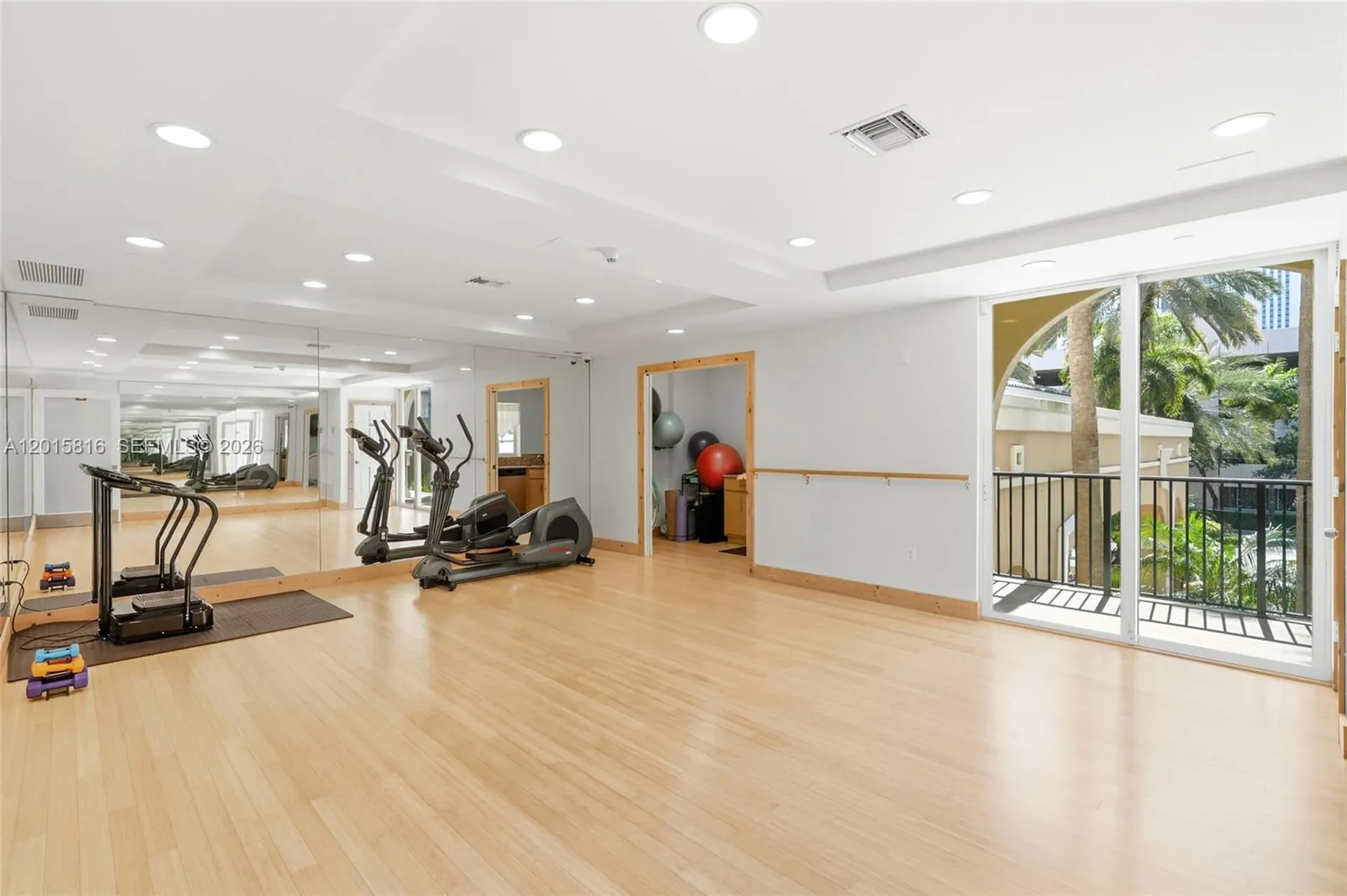 520 SE 5th Avenue Fort Lauderdale FL 33301