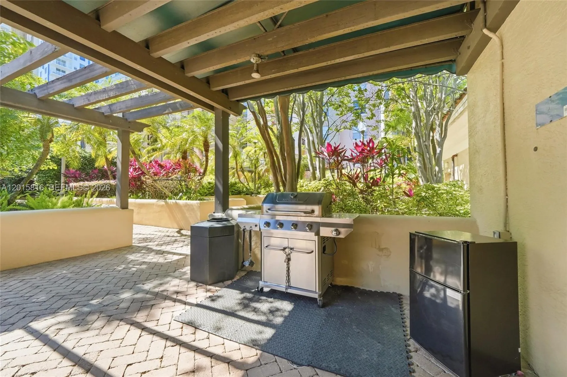 520 SE 5th Avenue Fort Lauderdale FL 33301