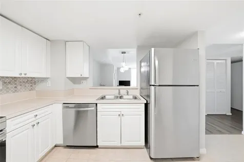 520 SE 5th Avenue Fort Lauderdale FL 33301