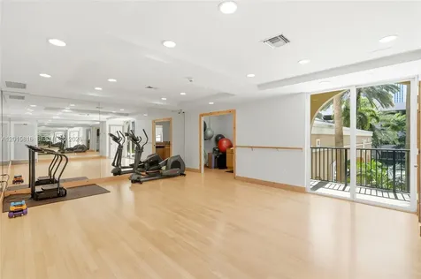 520 SE 5th Avenue Fort Lauderdale FL 33301