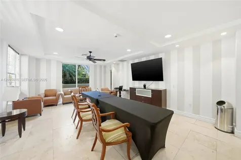 520 SE 5th Avenue Fort Lauderdale FL 33301