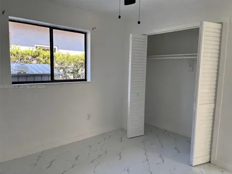 7343 SW 21st Street Miami FL 33155