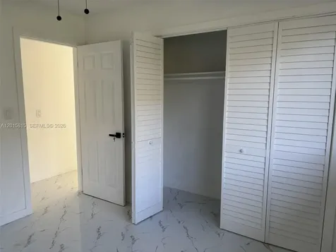 7343 SW 21st Street Miami FL 33155