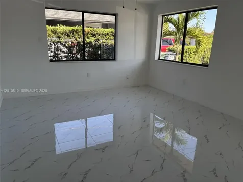 7343 SW 21st Street Miami FL 33155