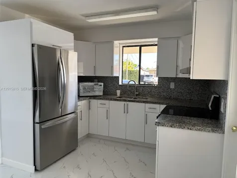 7343 SW 21st Street Miami FL 33155