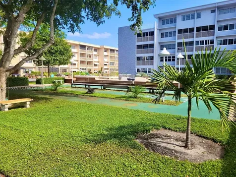 330 SE 2nd Street Hallandale Beach FL 33009