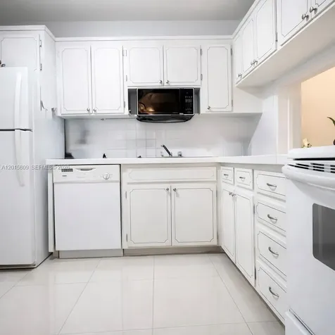 330 SE 2nd Street Hallandale Beach FL 33009