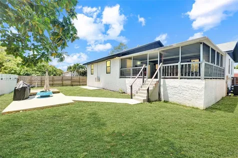 9750 SW 211th Street Cutler Bay FL 33189