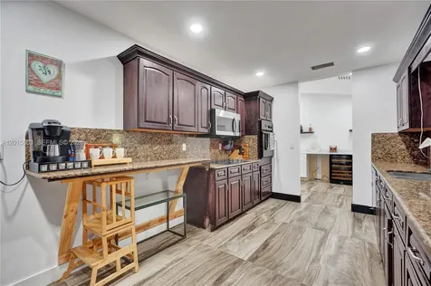 9750 SW 211th Street Cutler Bay FL 33189