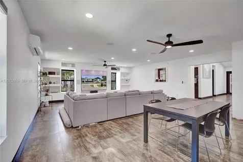 9750 SW 211th Street Cutler Bay FL 33189