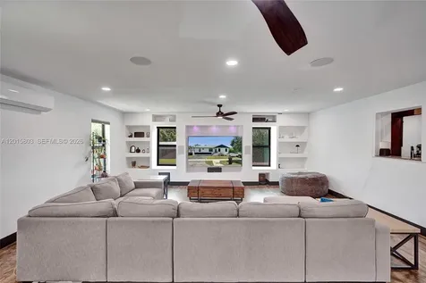 9750 SW 211th Street Cutler Bay FL 33189