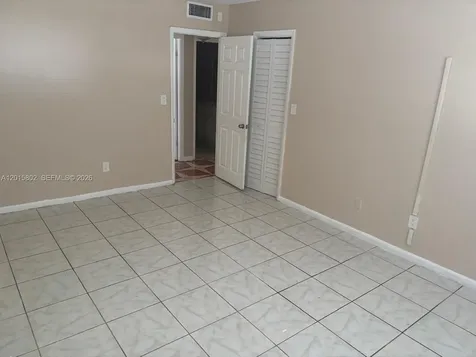 15205 NE 6th Avenue Miami FL 33162