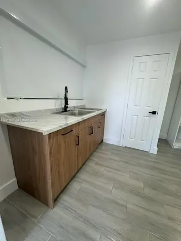 833 NW 75th Street Miami FL 33150
