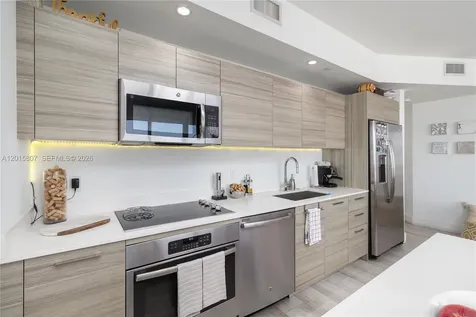 121 NE 34th Street Miami FL 33137