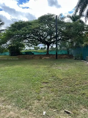 19191 SW 232nd Street Miami FL 33170