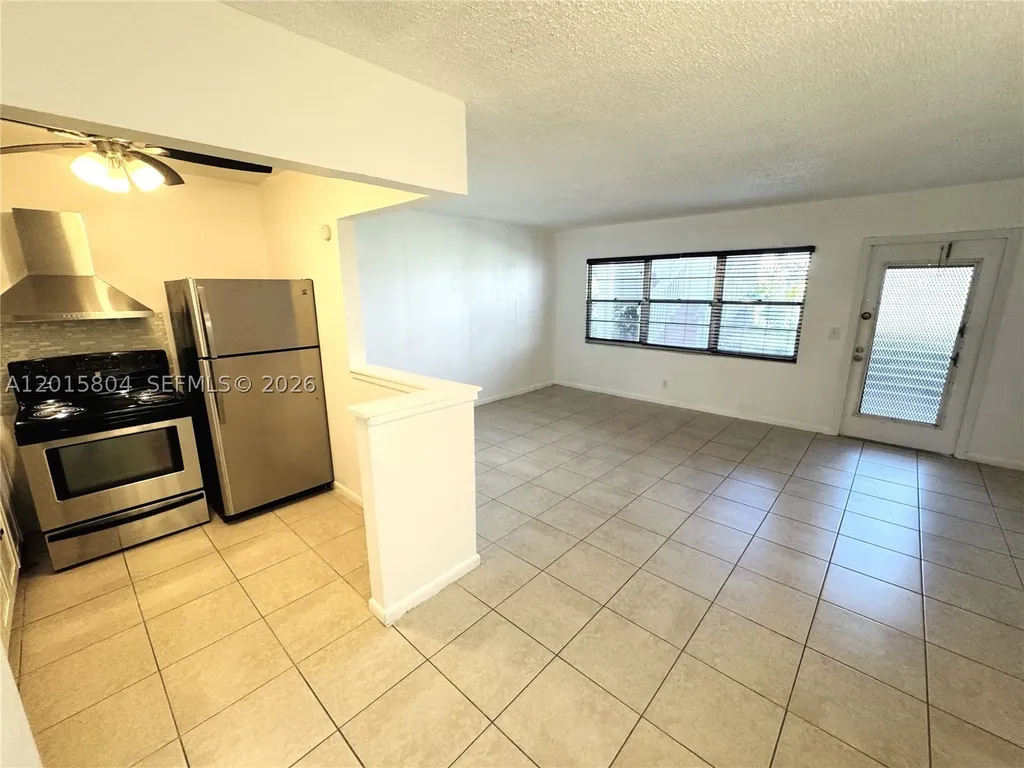 138 Fanshaw Boca Raton FL 33434