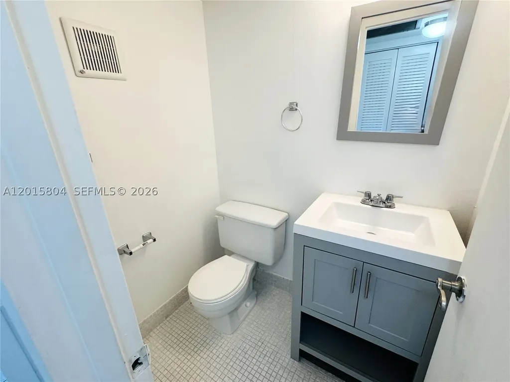 138 Fanshaw Boca Raton FL 33434