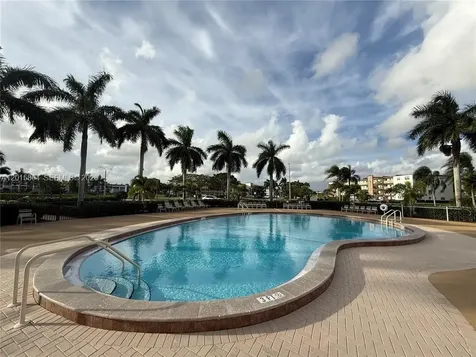 138 Fanshaw Boca Raton FL 33434