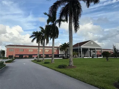 138 Fanshaw Boca Raton FL 33434
