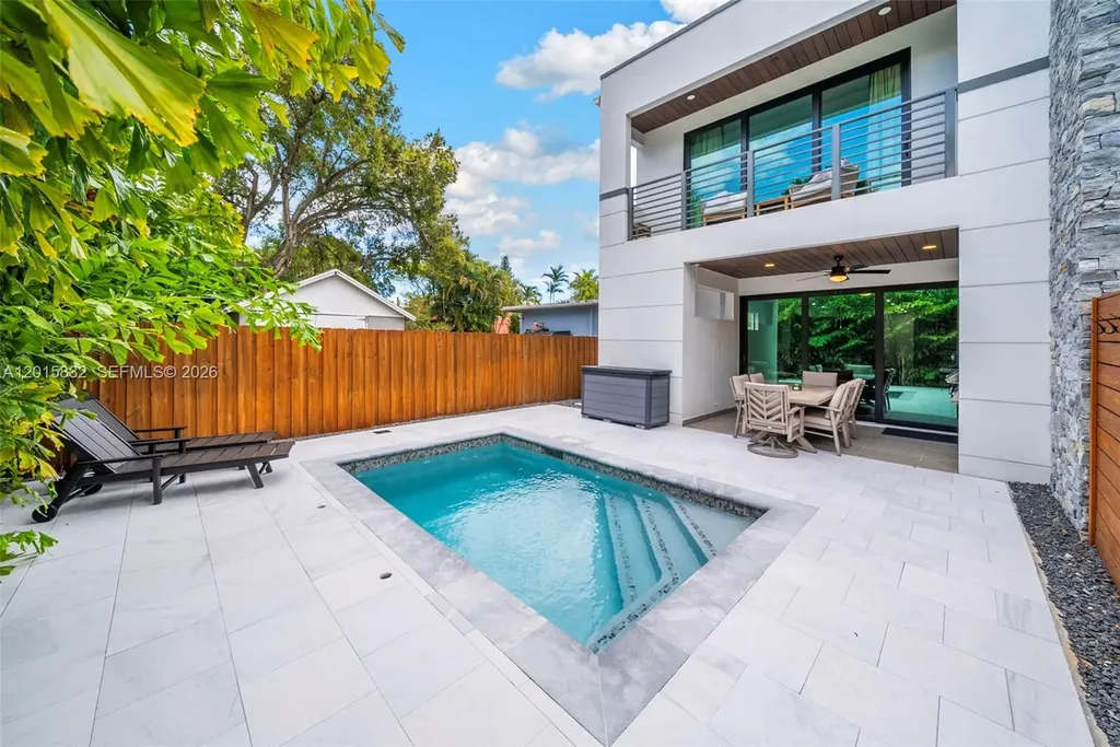 325 SW 16th Street Fort Lauderdale FL 33315