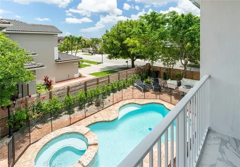 1733 SW 151st Place Miami FL 33185