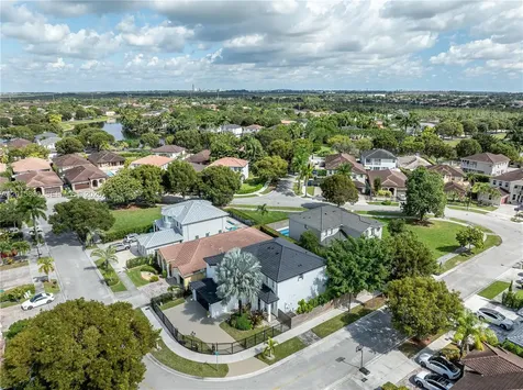1733 SW 151st Place Miami FL 33185