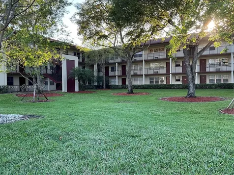 150 SW 134th Way Pembroke Pines FL 33027