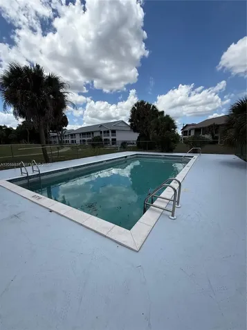 2221 E 5th Street Lehigh Acres FL 33936