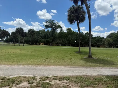 2221 E 5th Street Lehigh Acres FL 33936