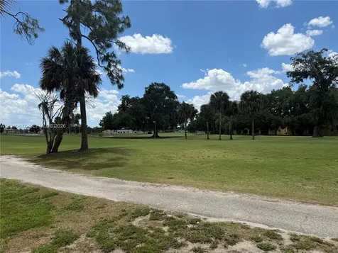2221 E 5th Street Lehigh Acres FL 33936