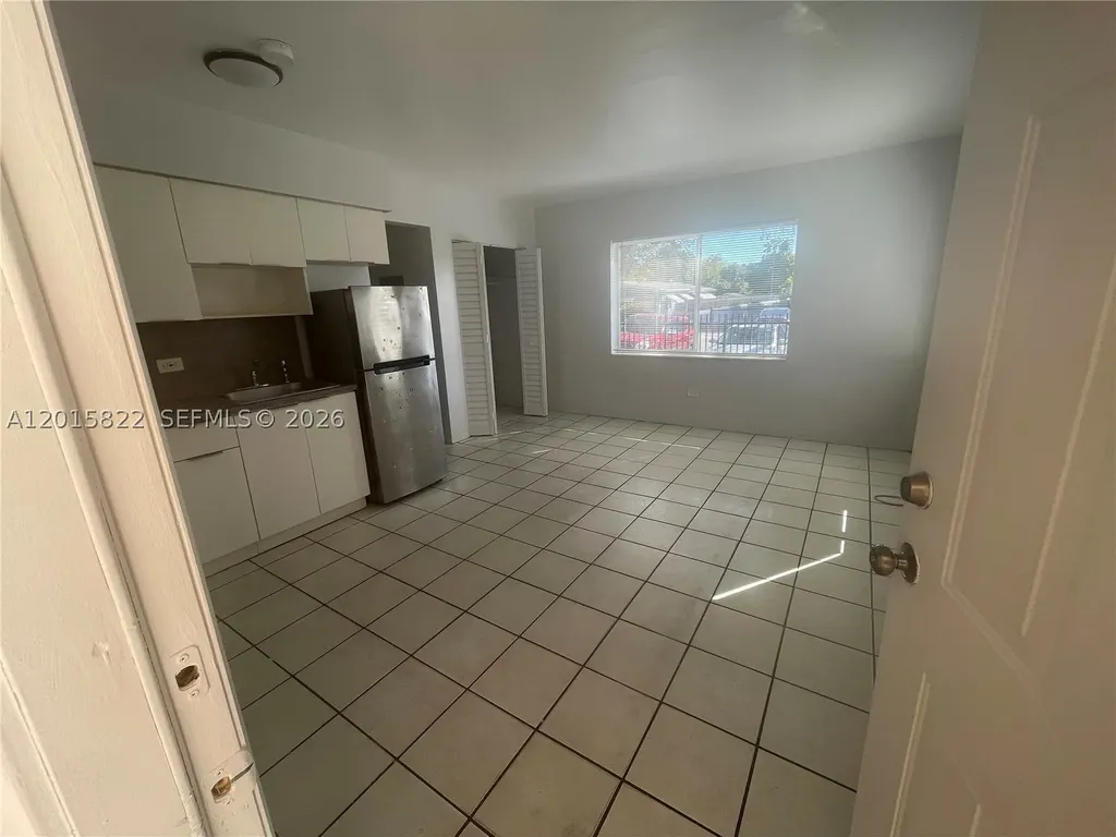 14305 NE 6th Avenue North Miami FL 33161