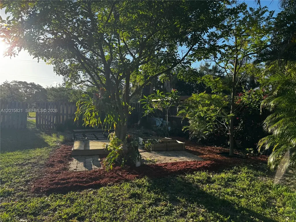 324 SW 3rd Avenue Delray Beach FL 33444