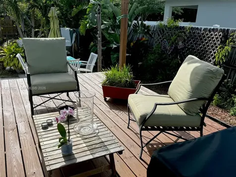 324 SW 3rd Avenue Delray Beach FL 33444