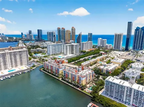 17150 N Bay Road Sunny Isles Beach FL 33160