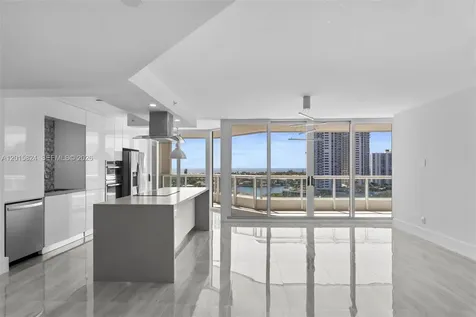 21055 Yacht Club Drive Aventura FL 33180