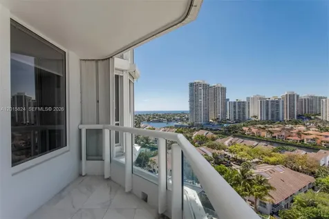21055 Yacht Club Drive Aventura FL 33180