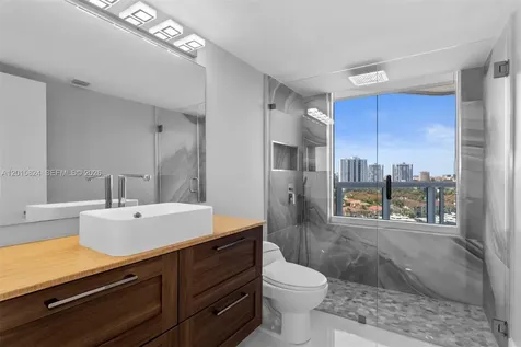 21055 Yacht Club Drive Aventura FL 33180