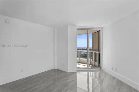 21055 Yacht Club Drive Aventura FL 33180