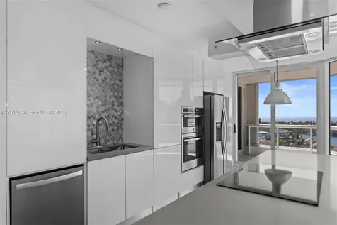21055 Yacht Club Drive Aventura FL 33180