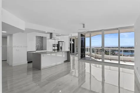 21055 Yacht Club Drive Aventura FL 33180