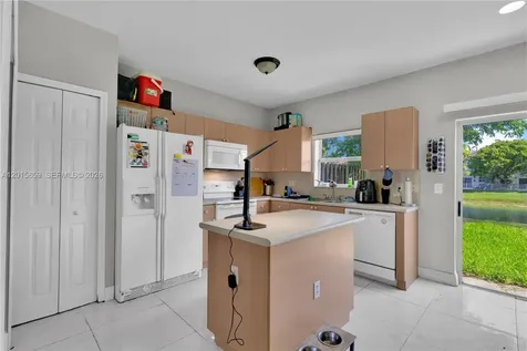 1660 SE 30th Street Homestead FL 33035