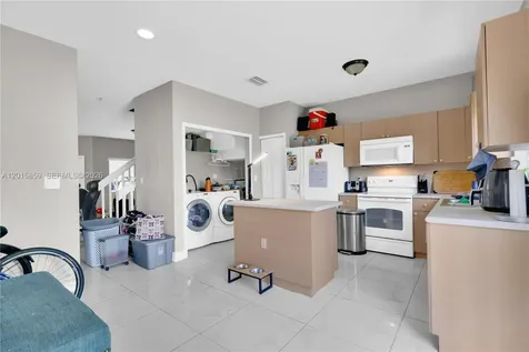 1660 SE 30th Street Homestead FL 33035