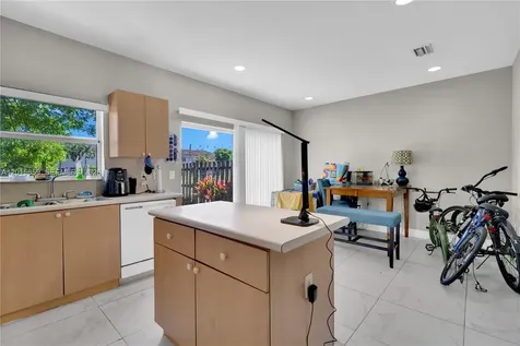 1660 SE 30th Street Homestead FL 33035