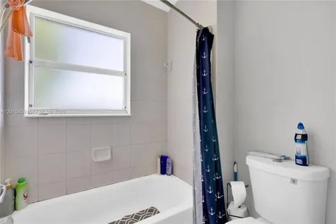 1660 SE 30th Street Homestead FL 33035