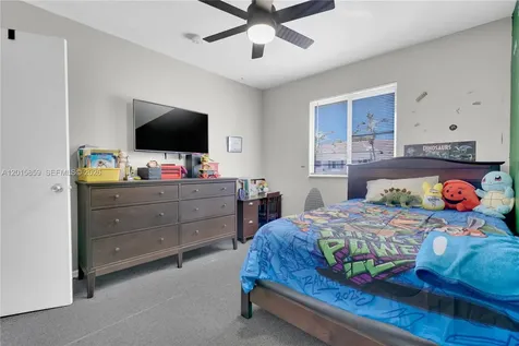 1660 SE 30th Street Homestead FL 33035