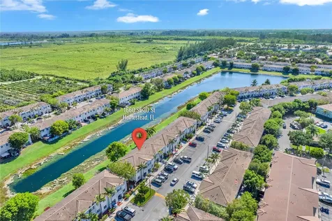 1660 SE 30th Street Homestead FL 33035