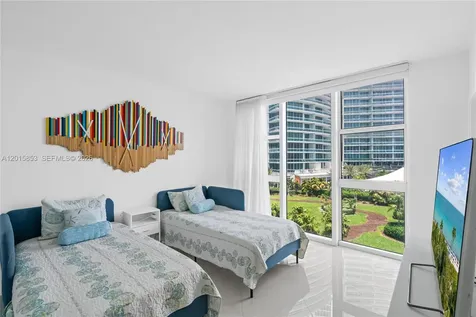 10275 Collins Avenue Bal Harbour FL 33154